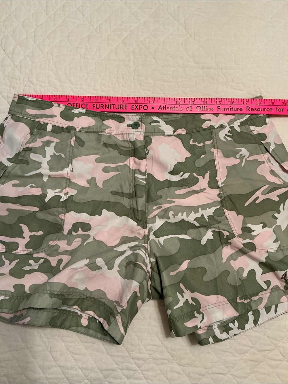 Guy Harvey Pink & Olive Green Camo Quick-Dry Shorts, Women’s 14 - Picture 8 of 11
